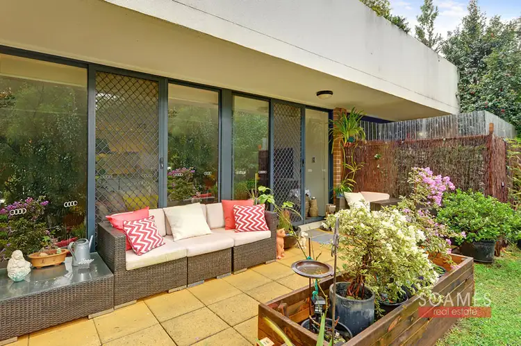 2/28 Nursery Street, Hornsby NSW 2077