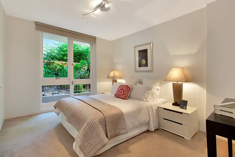Sixth view of Homely apartment listing, 2/100 Birriga Road, Bellevue Hill NSW 2023