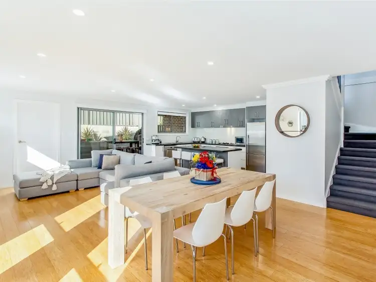 Third view of Homely house listing, 3 / 7 Cascade Circuit, Albion Park NSW 2527