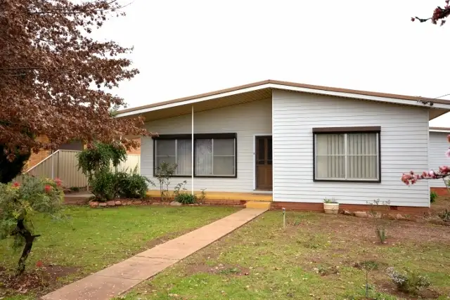 3 Gibbs Street, Griffith NSW 2680