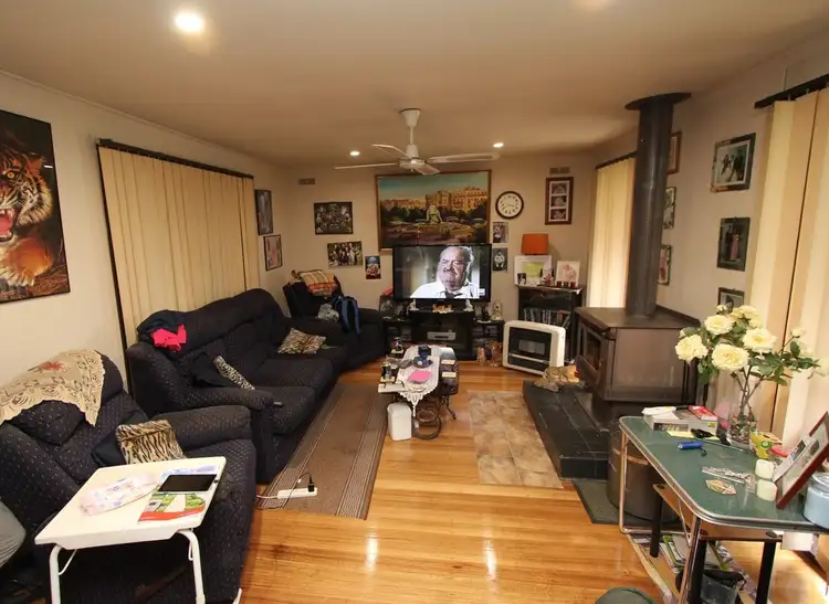Fifth view of Homely house listing, 9 Urquhart Street, Gordon VIC 3345
