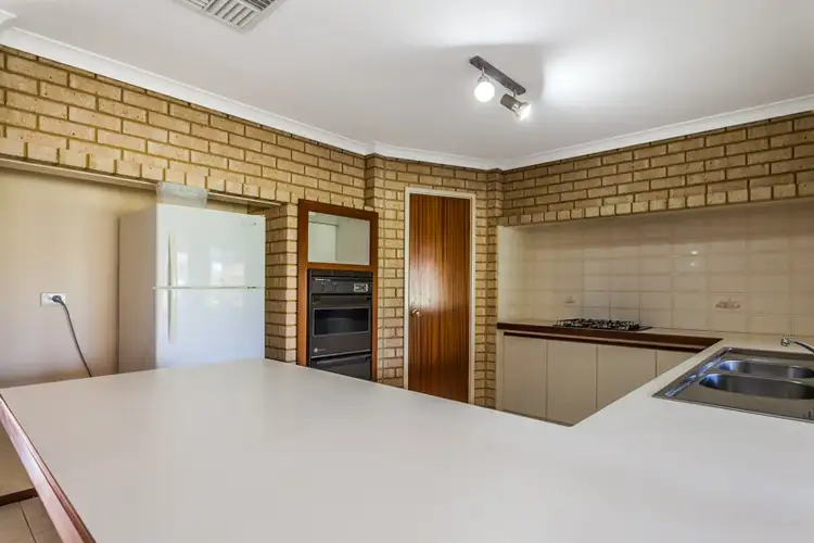 Sixth view of Homely house listing, 11 Birdie Court, Cooloongup WA 6168