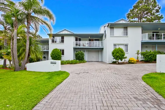 Main view of Homely townhouse listing, 2/18 Kent Gardens, Soldiers Point NSW 2317