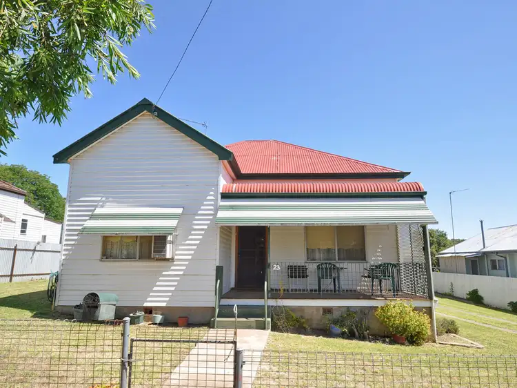 23 Crown Street, Junee NSW 2663