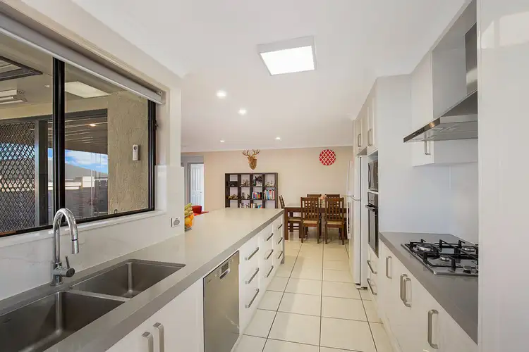 Sixth view of Homely house listing, 10 Scullin Street, Middle Ridge QLD 4350