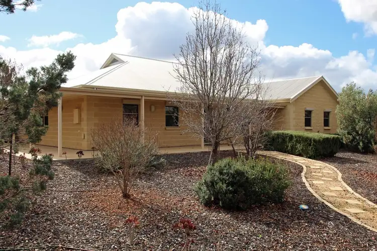 19 Moss Road, Berri SA 5343
