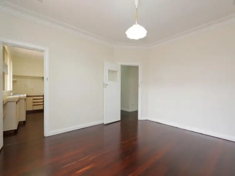 Seventh view of Homely house listing, 6A Coolidge Street, Como WA 6152