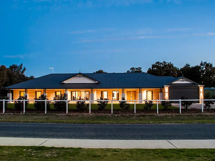 11 Ballagar Road, Byford WA 6122