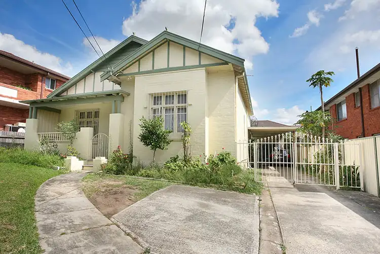 273 Lakemba Street
