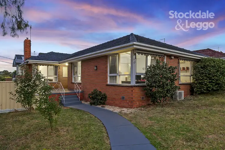 53 Morrie Crescent, Blackburn North VIC 3130