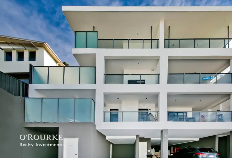 10/16 Sackville Terrace, Scarborough WA 6019