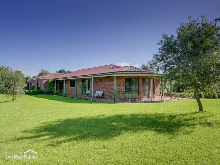 Main view of Homely house listing, 10 Grace Court, Narre Warren North VIC 3804