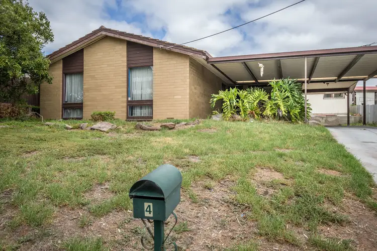 4 Beresford Avenue, Christie Downs SA 5164