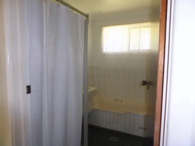Fourth view of Homely house listing, 3 Downes Cres, Parkes NSW 2870