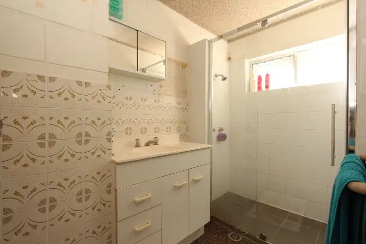 Third view of Homely unit listing, 1/8 Piccadilly Street, Hyde Park QLD 4812