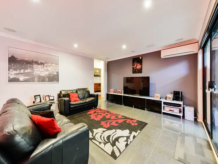 Fifth view of Homely house listing, 24 Princeton Circuit, Aubin Grove WA 6164