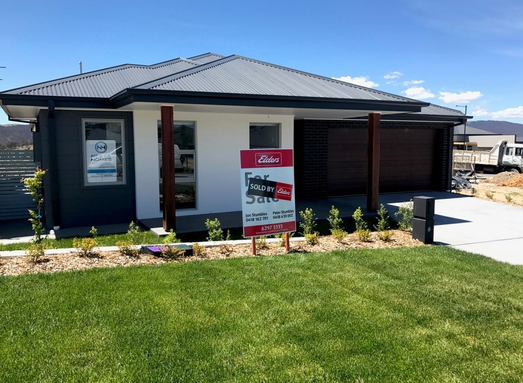 16 McLean Street, Googong NSW 2620