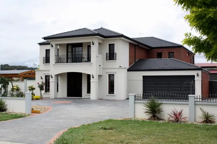 90 The Elms Boulevard, Kilmore VIC 3764