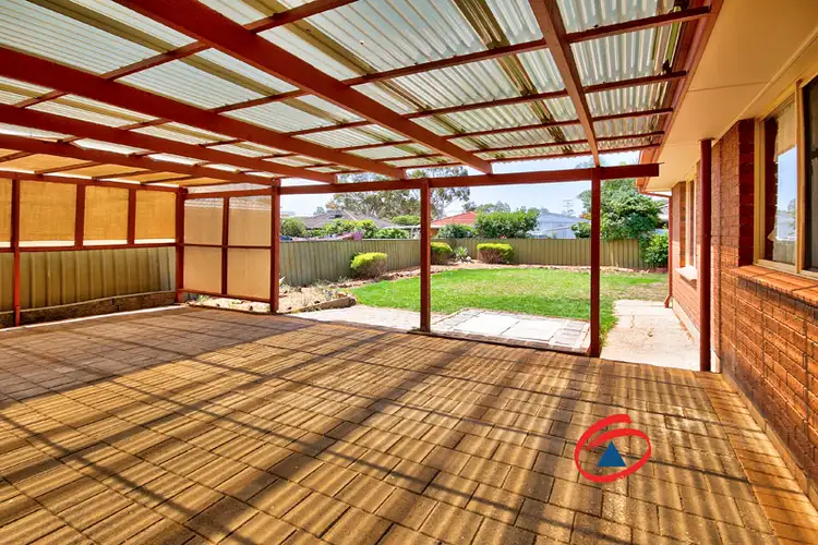 7 Valencia Court, Craigmore SA 5114
