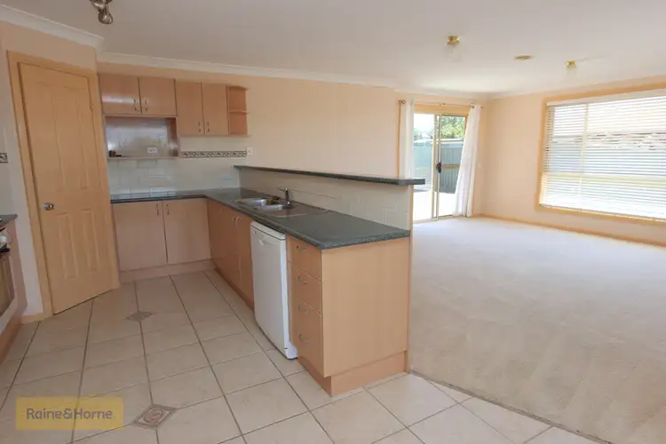 Fourth view of Homely house listing, 8 Clifton Court, Kelso NSW 2795