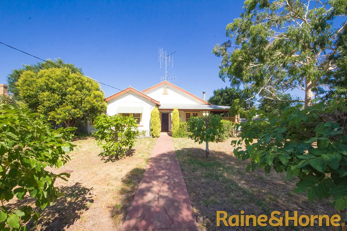 Main view of Homely house listing, 136 Third Avenue, Narromine NSW 2821