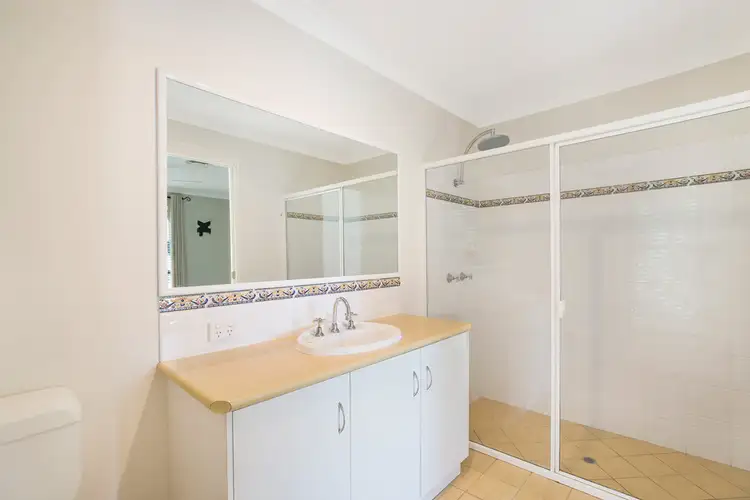 Sixth view of Homely house listing, 1 Leanne Court, Highfields QLD 4352