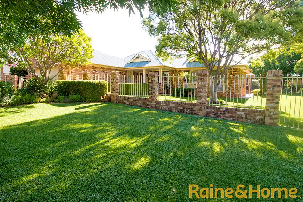 Main view of Homely house listing, 19 Hillcrest Place, Dubbo NSW 2830