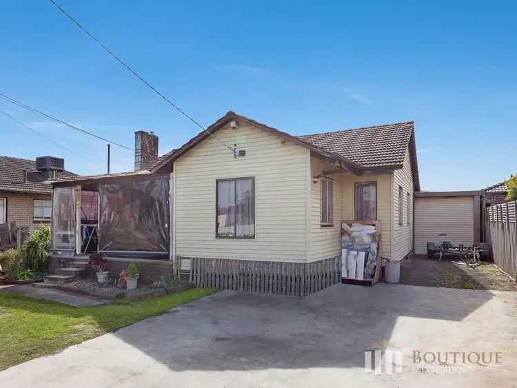 21 Hughes Crescent, Dandenong North VIC 3175
