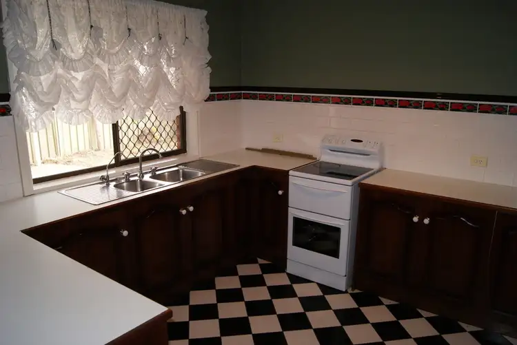 Fifth view of Homely house listing, 35 Jedna Close, Craigmore SA 5114