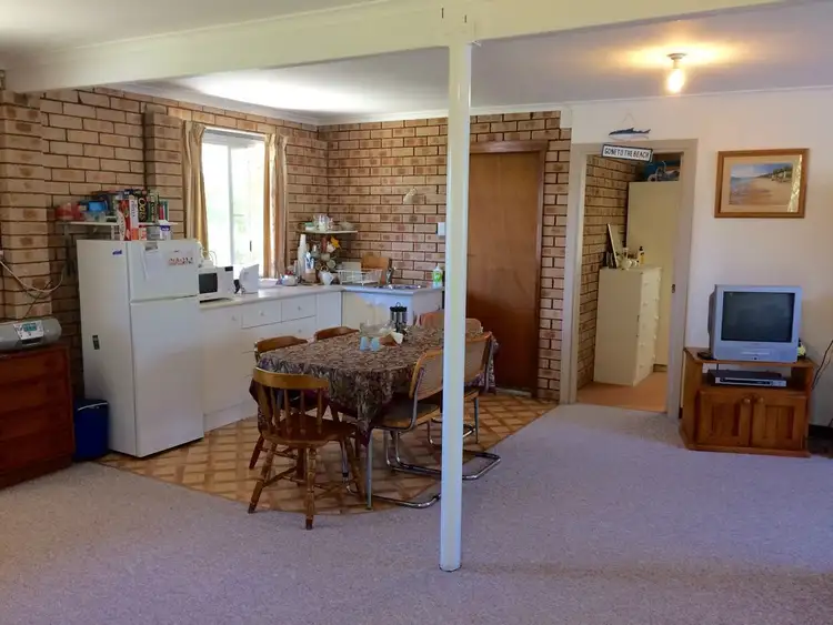 Fifth view of Homely house listing, 10 Irwin Place, Vincentia NSW 2540