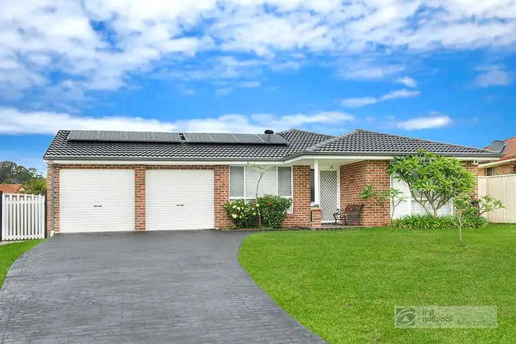 3 Greenwood Place, St Helens Park NSW 2560