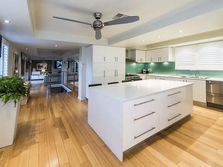Sixth view of Homely house listing, 5 Vervain Way, Riverton WA 6148