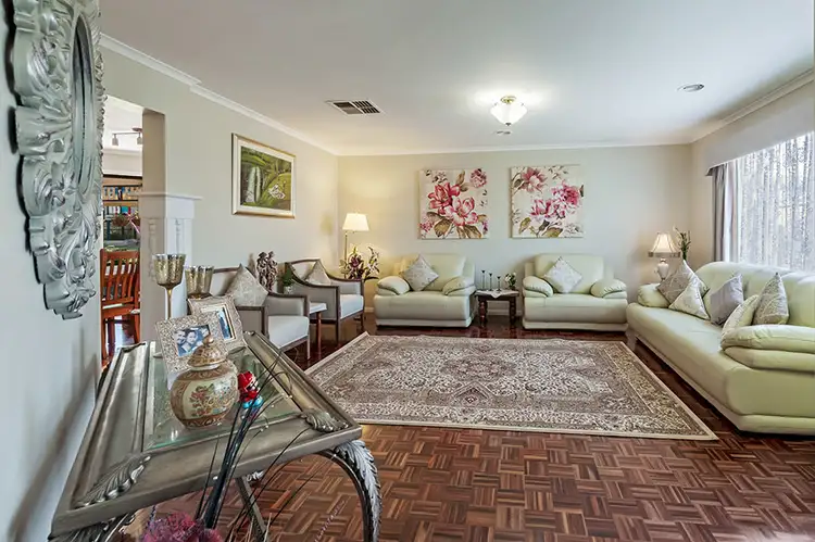 Second view of Homely house listing, 5 Woodfield Place, Sunbury VIC 3429
