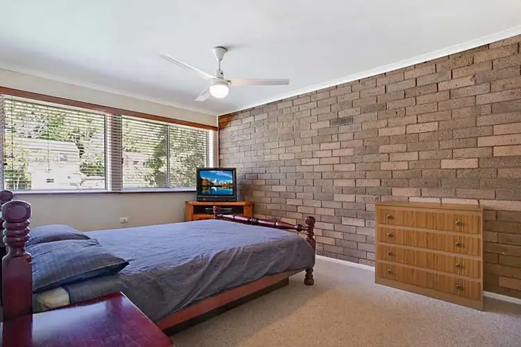 Sixth view of Homely townhouse listing, 9 Brushbox Place, Bradbury NSW 2560