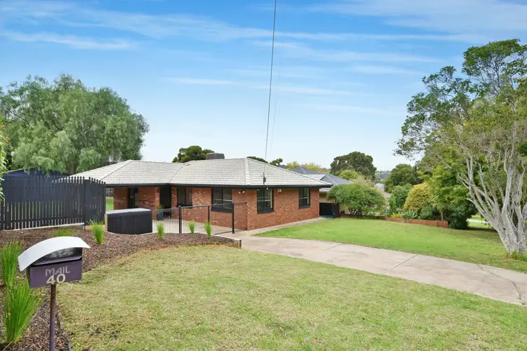 40 Oakridge Rise, Huntfield Heights SA 5163