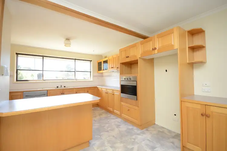 Third view of Homely house listing, 10 Arco Court, Bairnsdale VIC 3875