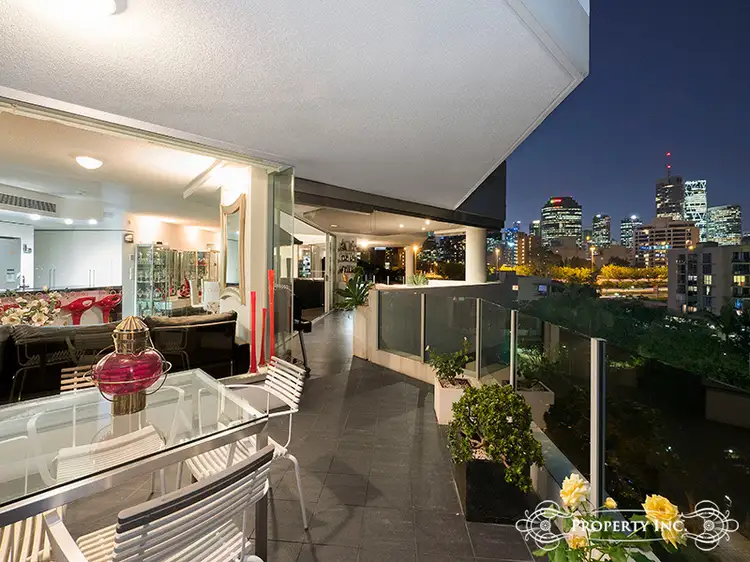 Third view of Homely apartment listing, 203/1 O'Connell Street, Kangaroo Point QLD 4169