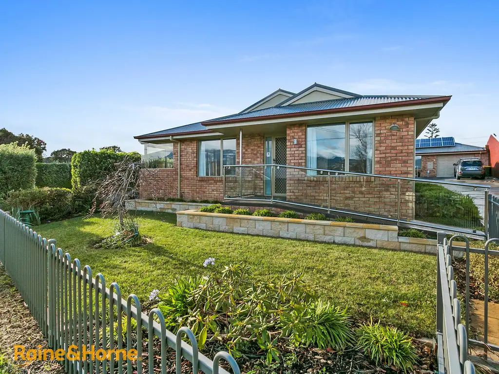 Main view of Homely unit listing, 1/8 Patonga Street, Kingston TAS 7050