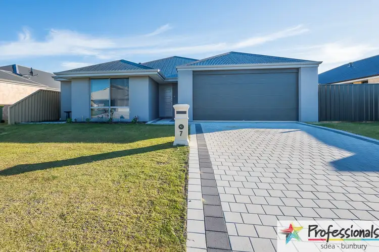 7 Oldfield Street, Millbridge WA 6232