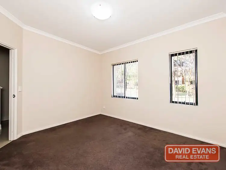 Seventh view of Homely house listing, 3 Alberta Pocket, Joondalup WA 6027