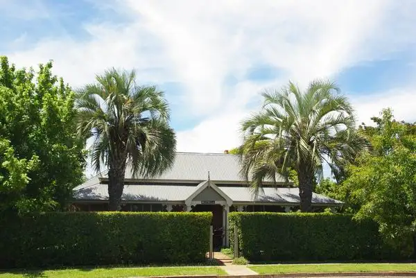 110 Warne Street, Wellington NSW 2820