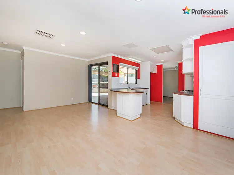 Fifth view of Homely house listing, 4 Scallop Close, Heathridge WA 6027