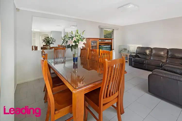 Fifth view of Homely house listing, 19 Muirfield Drive, Sunbury VIC 3429