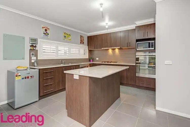Fifth view of Homely house listing, 3 Westminster Grove, Sunbury VIC 3429