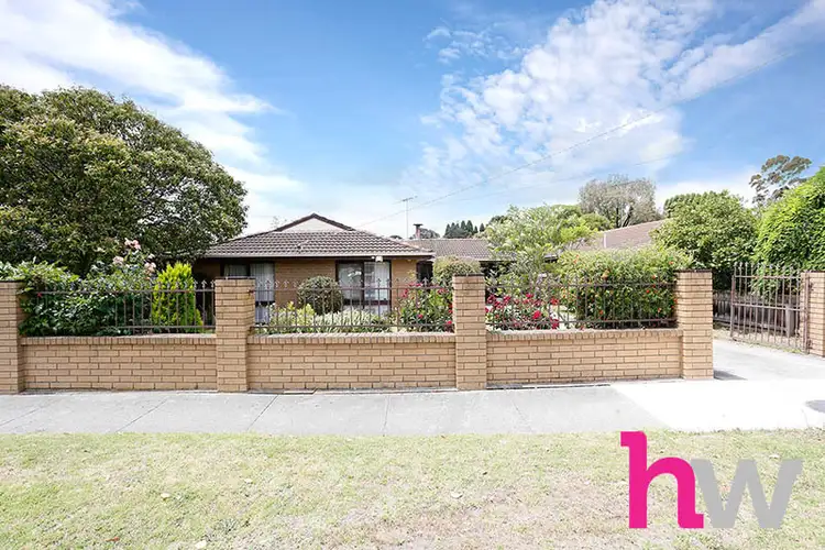 9 Dunsmore Road, Highton VIC 3216