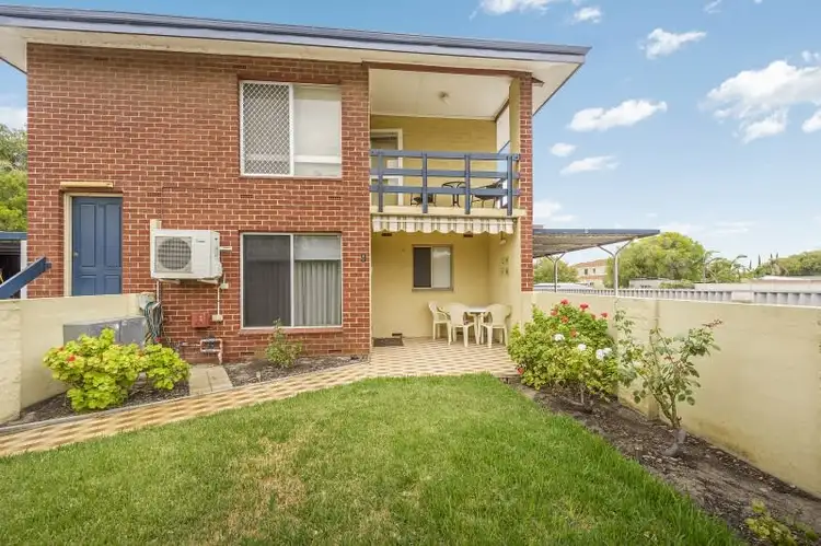 9/2 Parkin Street, Rockingham WA 6168