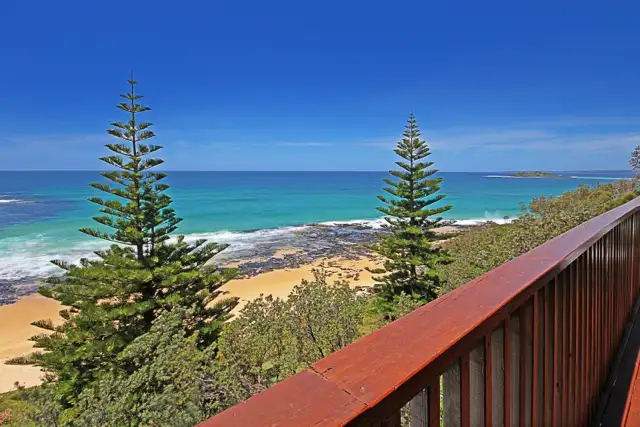99 Sunset Strip, Manyana NSW 2539