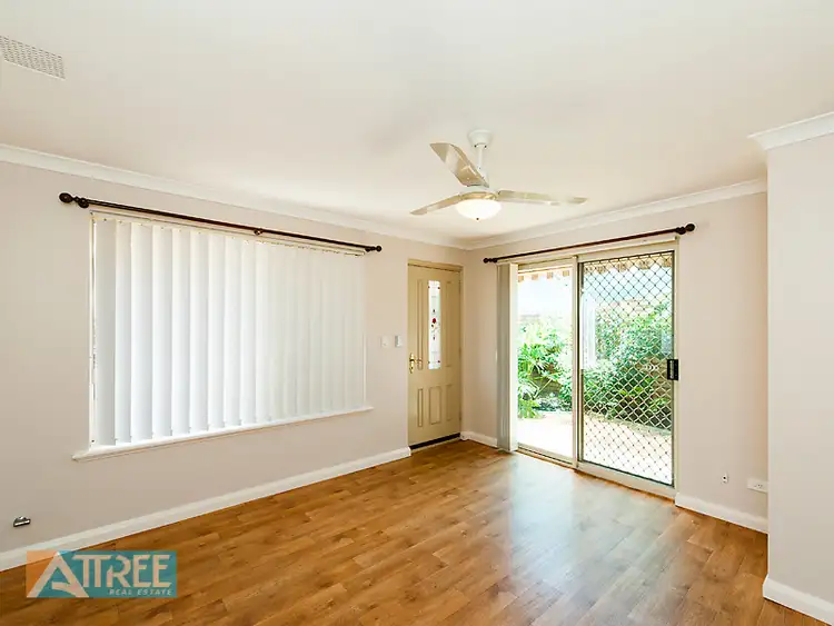 10/2 Hartley Street, Gosnells WA 6110