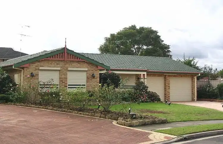 4 Iluka Close, Wakeley NSW 2176