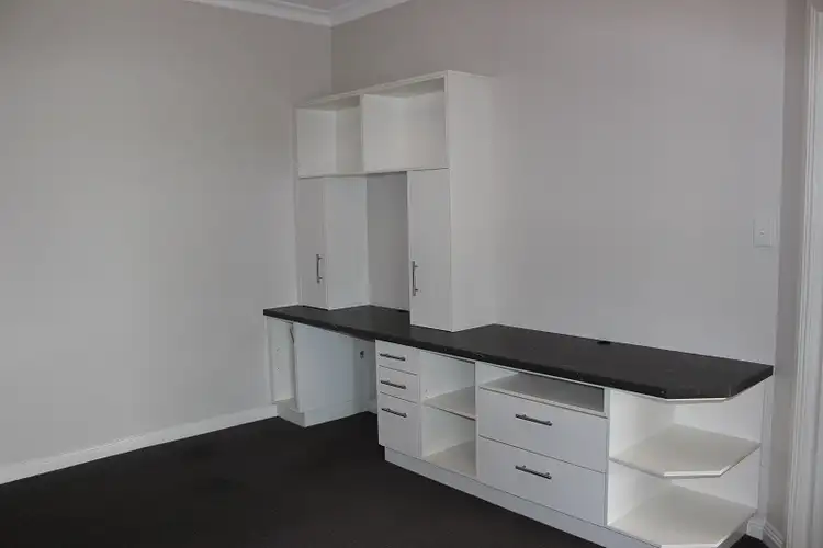Fifth view of Homely house listing, 8 Wren Close, Tamworth NSW 2340
